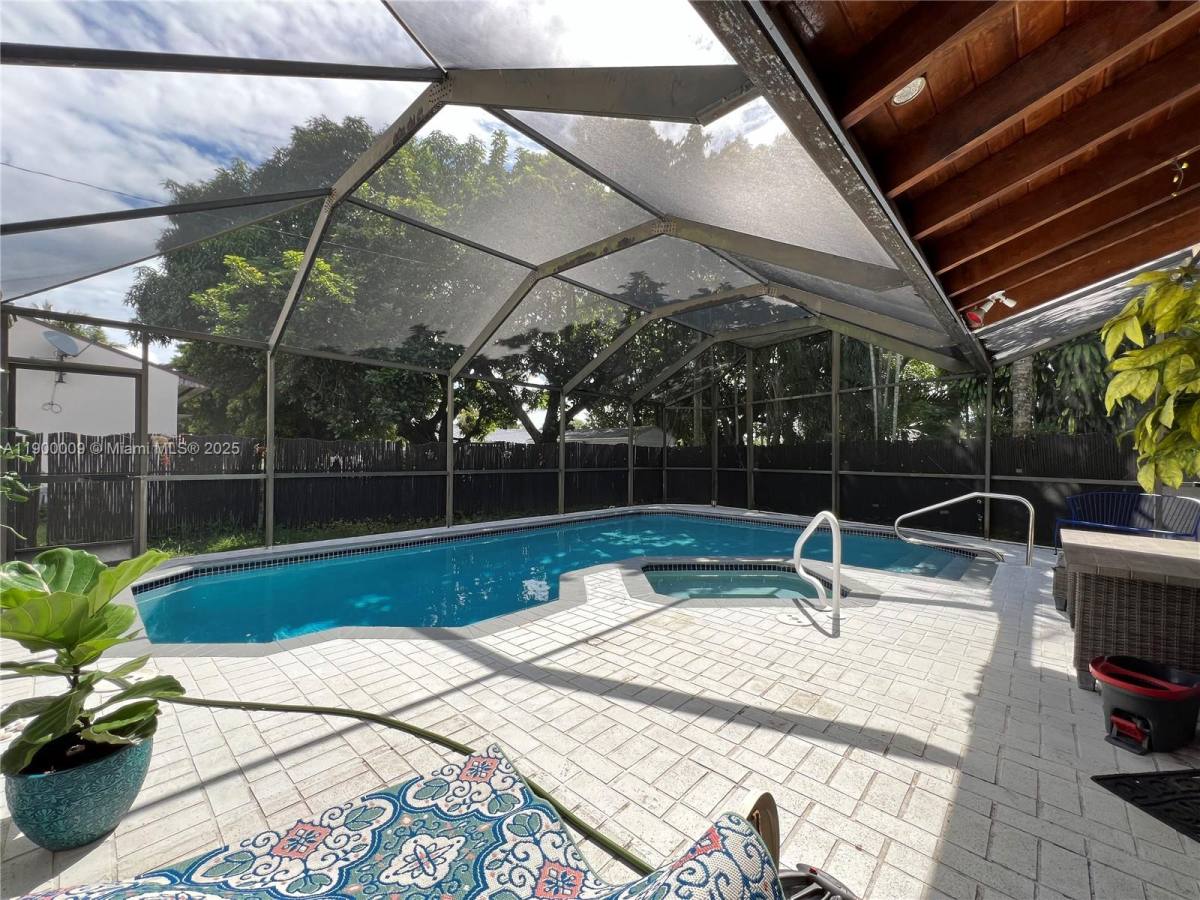 Apartment for rent at 10220 SW 160th St, Miami, FL 33157
