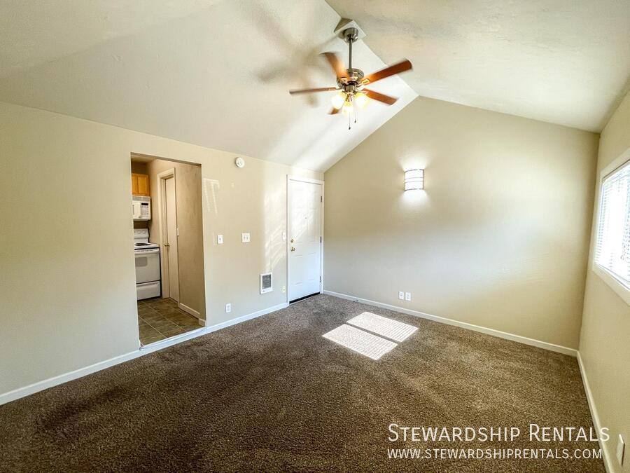 Apartment for rent at 1793 Patterson Alley #9, Eugene, OR 97401