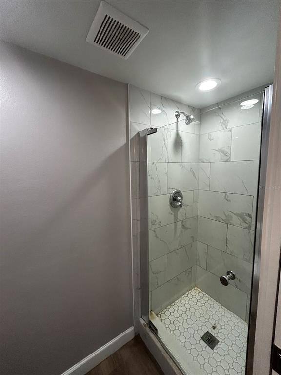 Apartment for rent at 4089 Lake Forest Dr, Sarasota, FL 34233