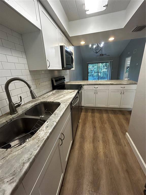 Apartment for rent at 4089 Lake Forest Dr, Sarasota, FL 34233