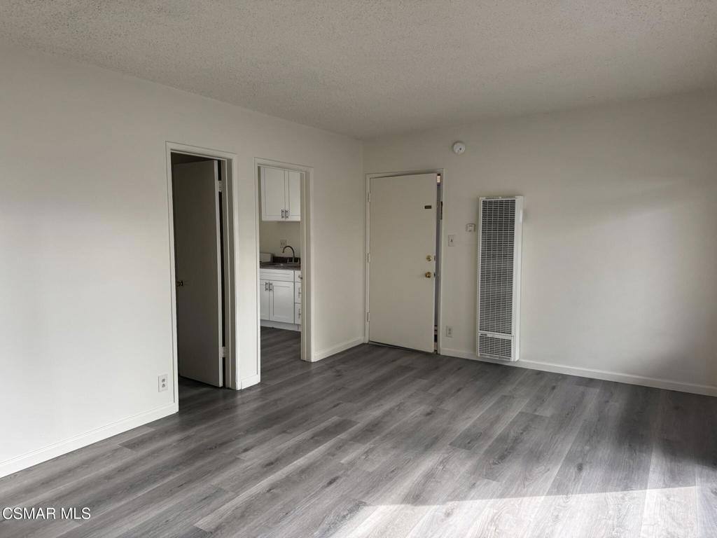 Apartment for rent at 13507 Victory Blvd #11, Van Nuys, CA 91401