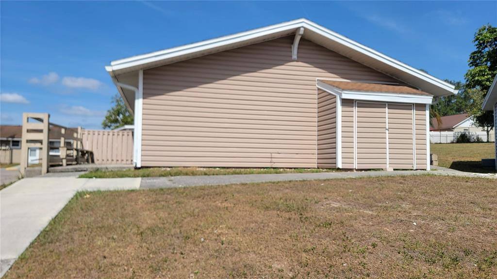 Condo for rent at 10301 Highway 27 #1030194B, Clermont, FL 34711