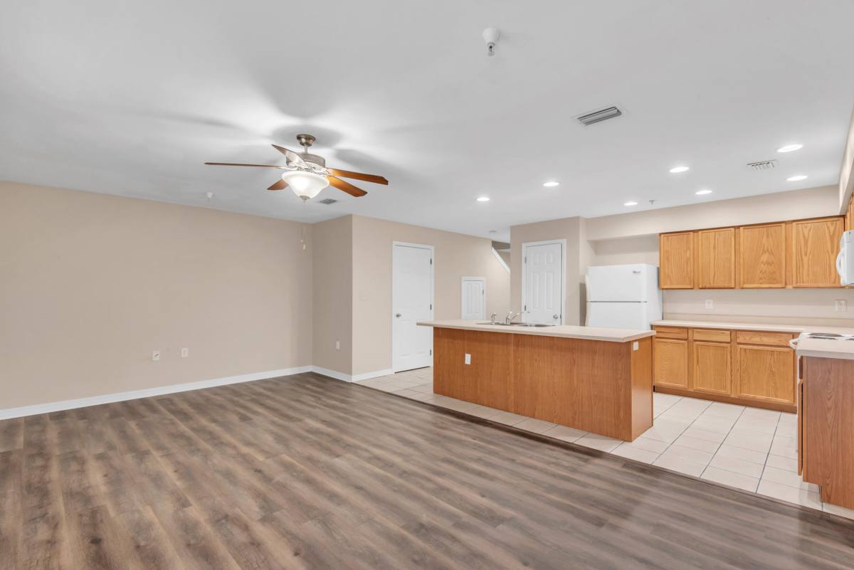 Townhouse for rent at 16 Woodham Ave #102, Fort Walton Beach, FL 32547