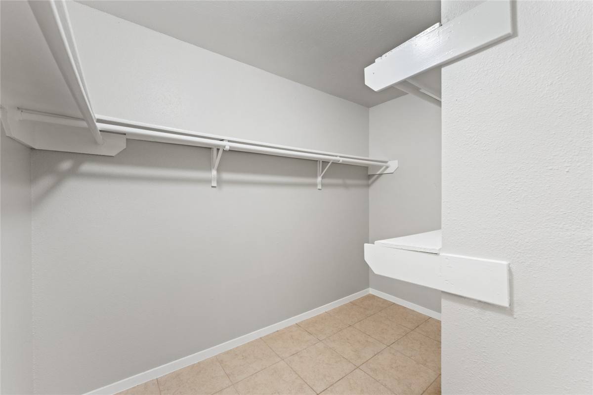Apartment for rent at 10746 Staghill Dr, Houston, TX 77064
