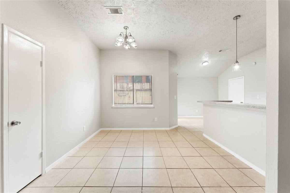 Apartment for rent at 10746 Staghill Dr, Houston, TX 77064