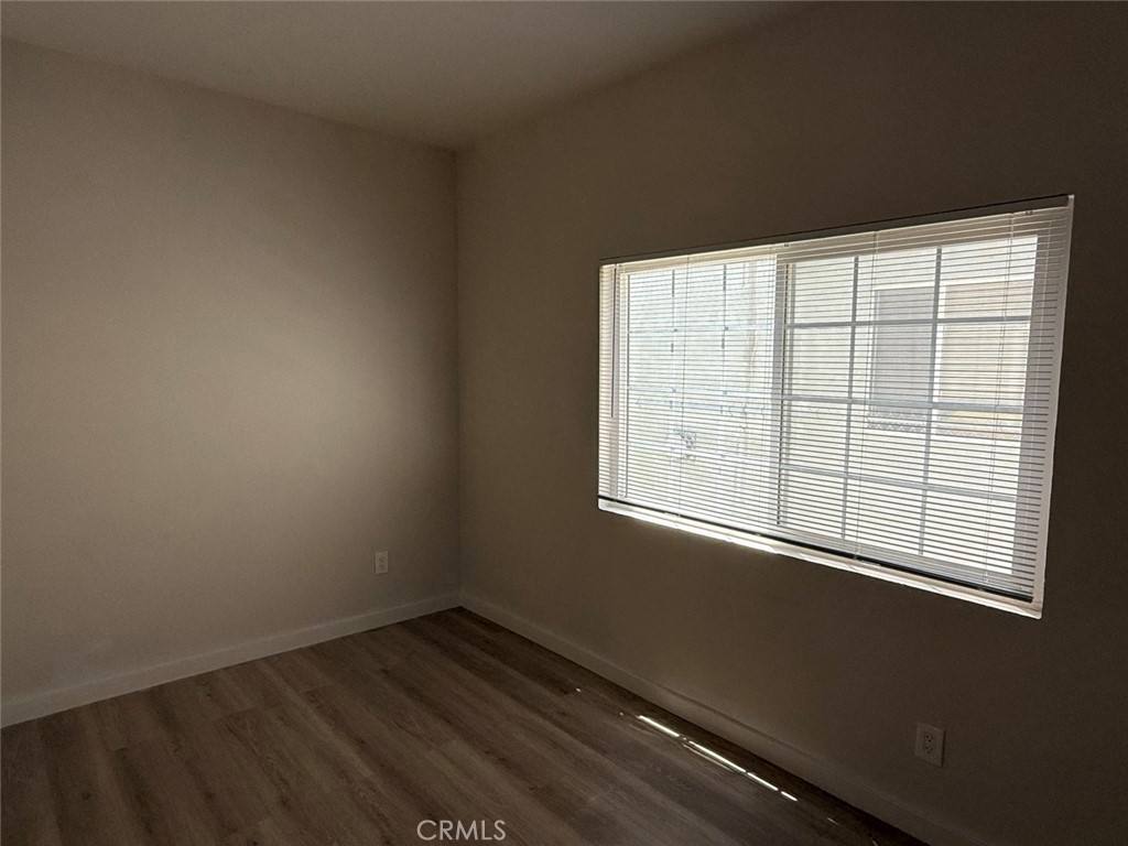 Apartment for rent at 1231 S Mariposa Ave, Los Angeles, CA 90006