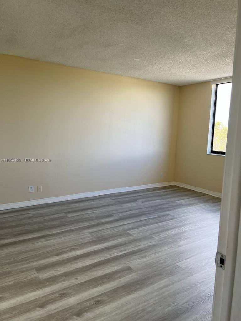 Apartment for rent at 901 Hillcrest Dr #409, Hollywood, FL 33021