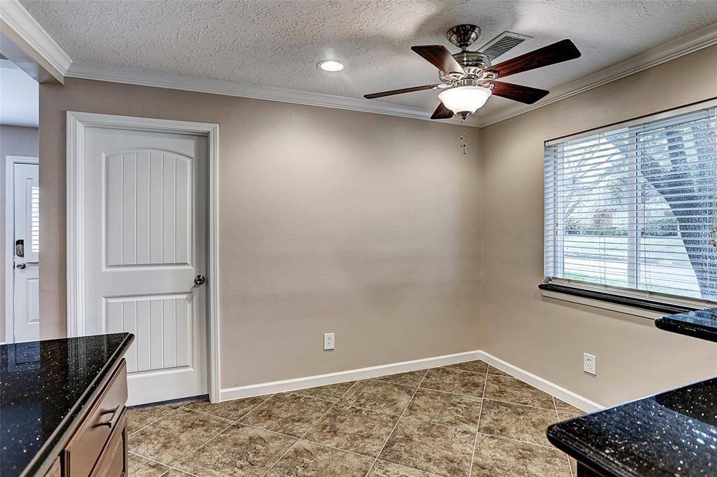 Apartment for rent at 6031 Cerritos Dr, Houston, TX 77035