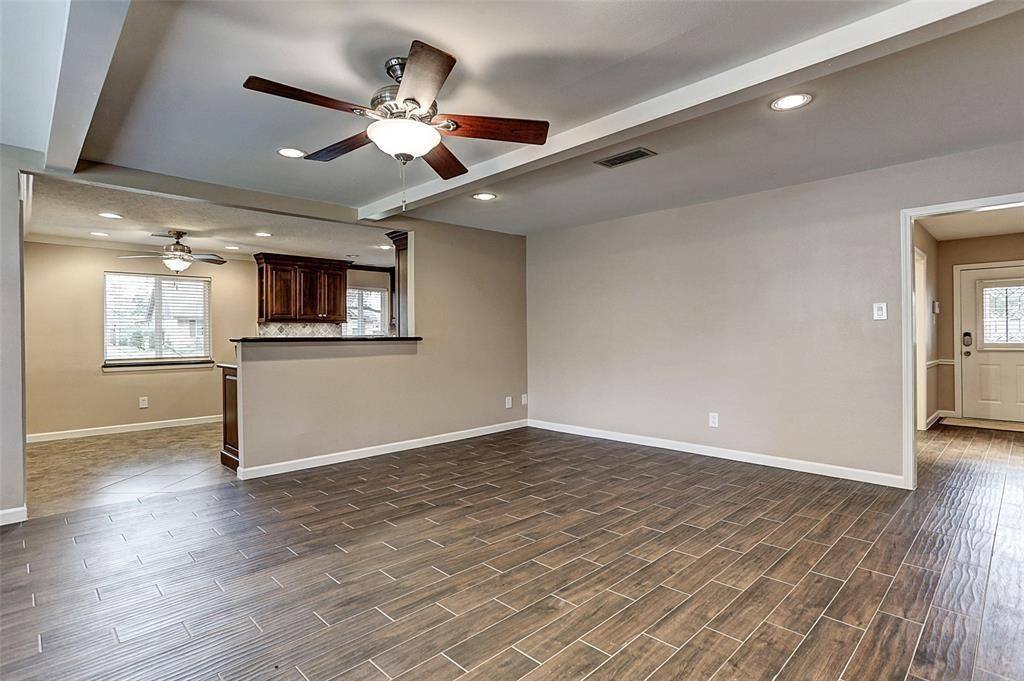 Apartment for rent at 6031 Cerritos Dr, Houston, TX 77035