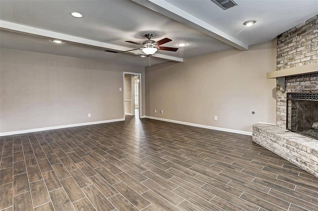 Apartment for rent at 6031 Cerritos Dr, Houston, TX 77035