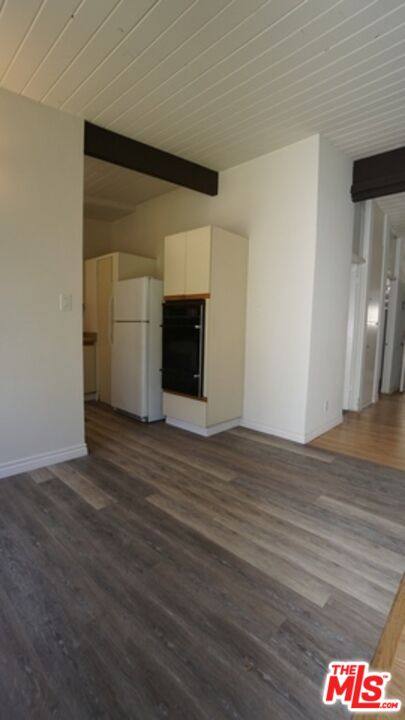 Apartment for rent at 11133 Rose Ave #4, Los Angeles, CA 90034