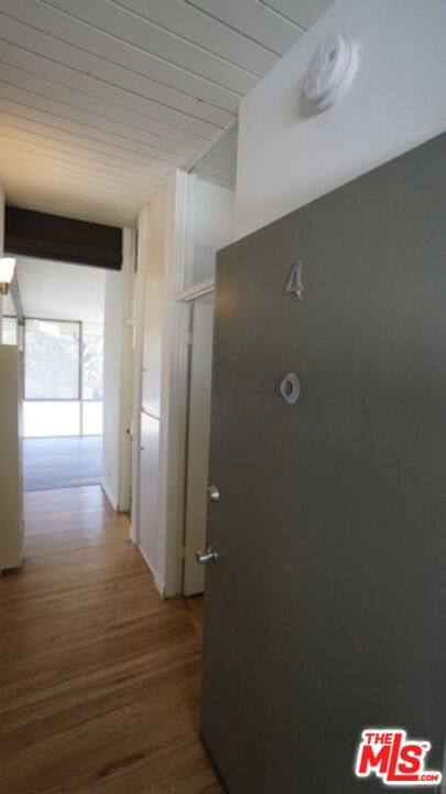 Apartment for rent at 11133 Rose Ave #4, Los Angeles, CA 90034