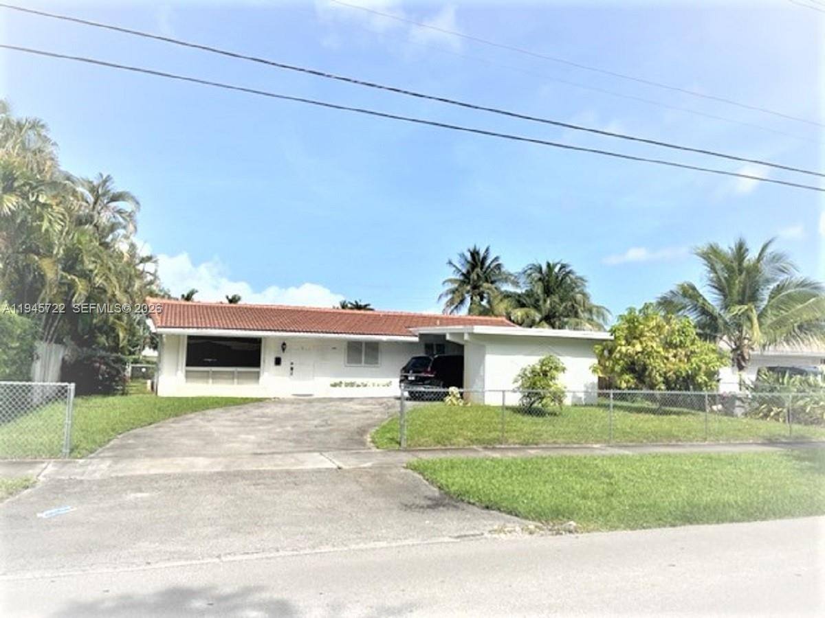 Apartment for rent at 1807 N 40th Ave, Hollywood, FL 33021