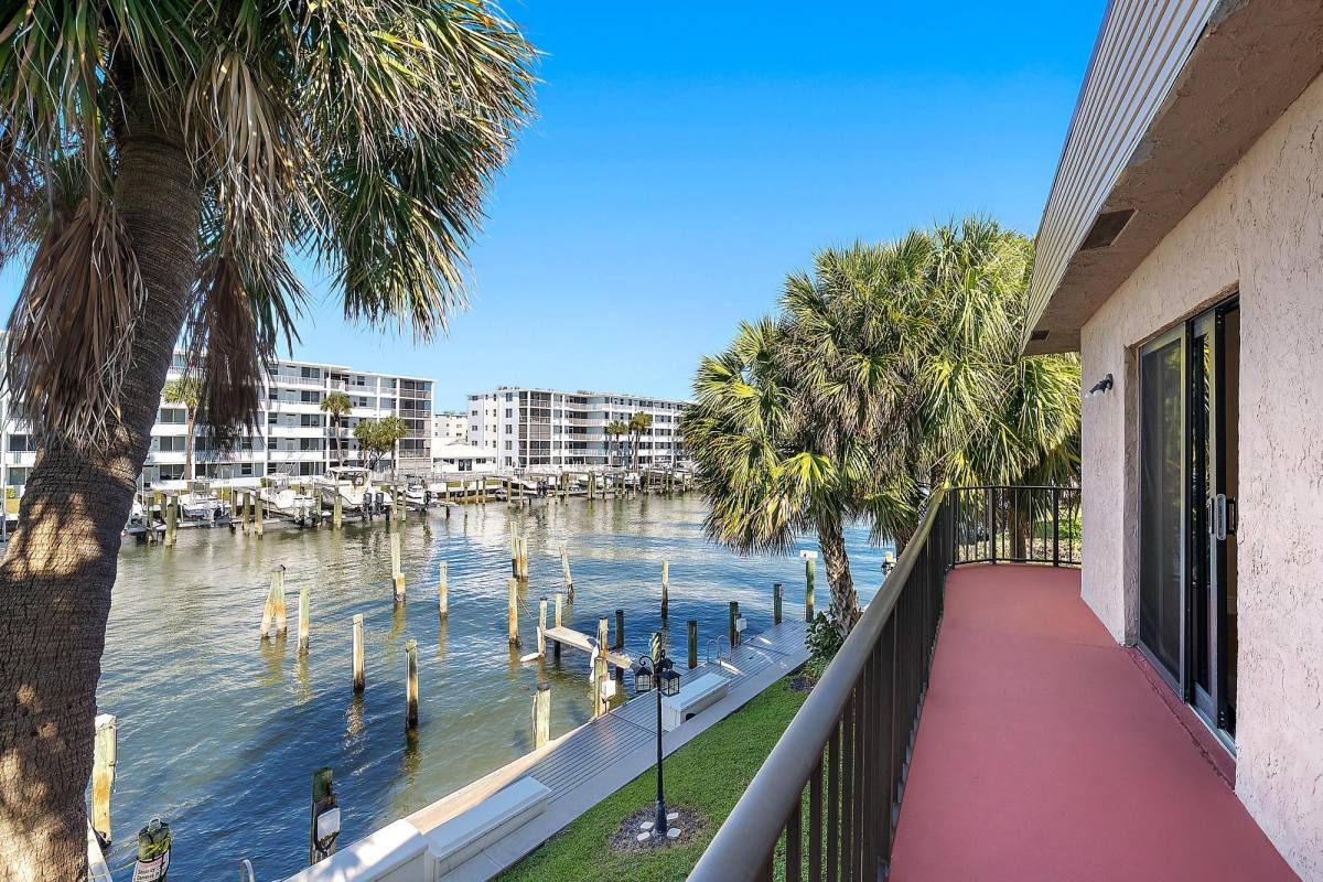 Condo for rent at 135 Shore Court #204, North Palm Beach, FL 33408