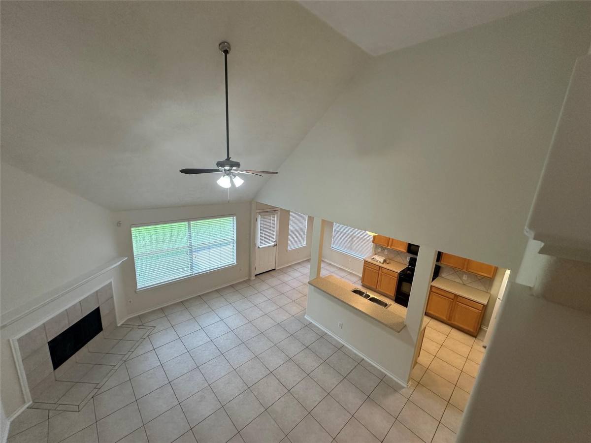 Apartment for rent at 21312 Terreton Springs Dr, Porter, TX 77365
