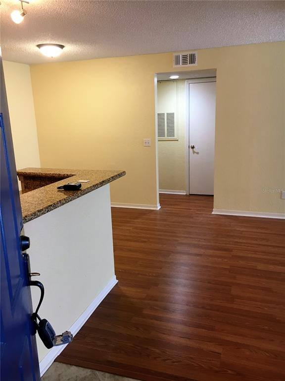 Condo for rent at 5160 Conroy Rd #1424, Orlando, FL 32811