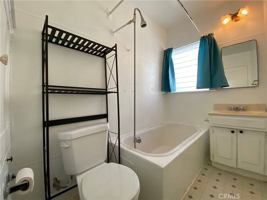Apartment for rent at 1714 Gillette Crescent #1714C, South Pasadena, CA 91030