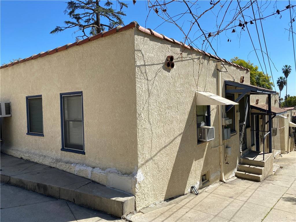 Apartment for rent at 1714 Gillette Crescent #1714C, South Pasadena, CA 91030