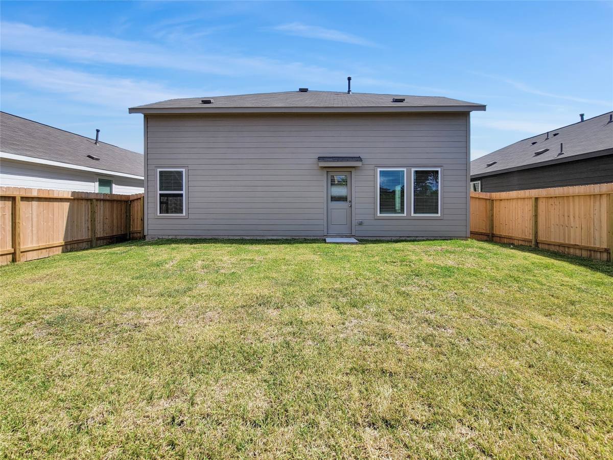 Apartment for rent at 273 Douglas Hills Dr #273, Magnolia, TX 77354