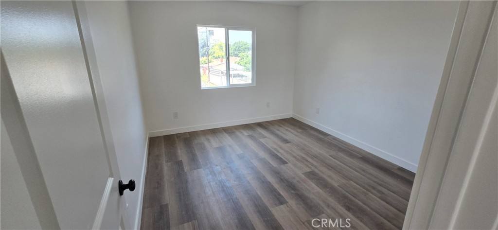 Apartment for rent at 833 E 92nd St #833, Los Angeles, CA 90002