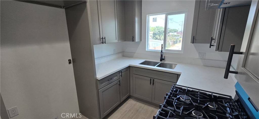 Apartment for rent at 833 E 92nd St #833, Los Angeles, CA 90002