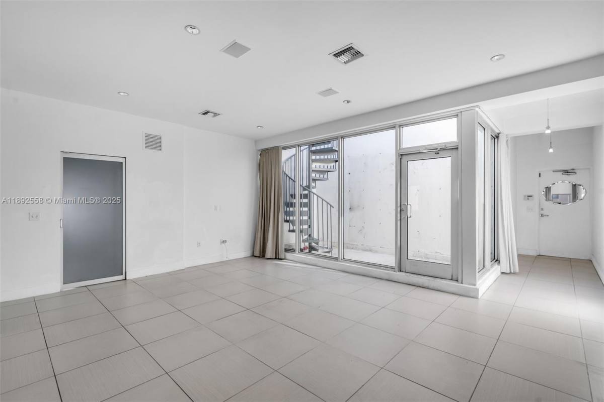 Apartment for rent at 229 8th St #229C, Miami Beach, FL 33139