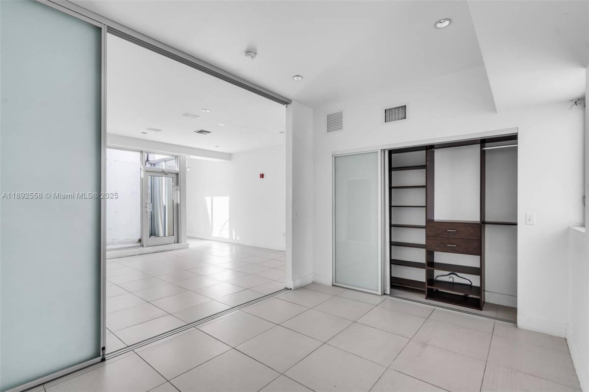 Apartment for rent at 229 8th St #229C, Miami Beach, FL 33139