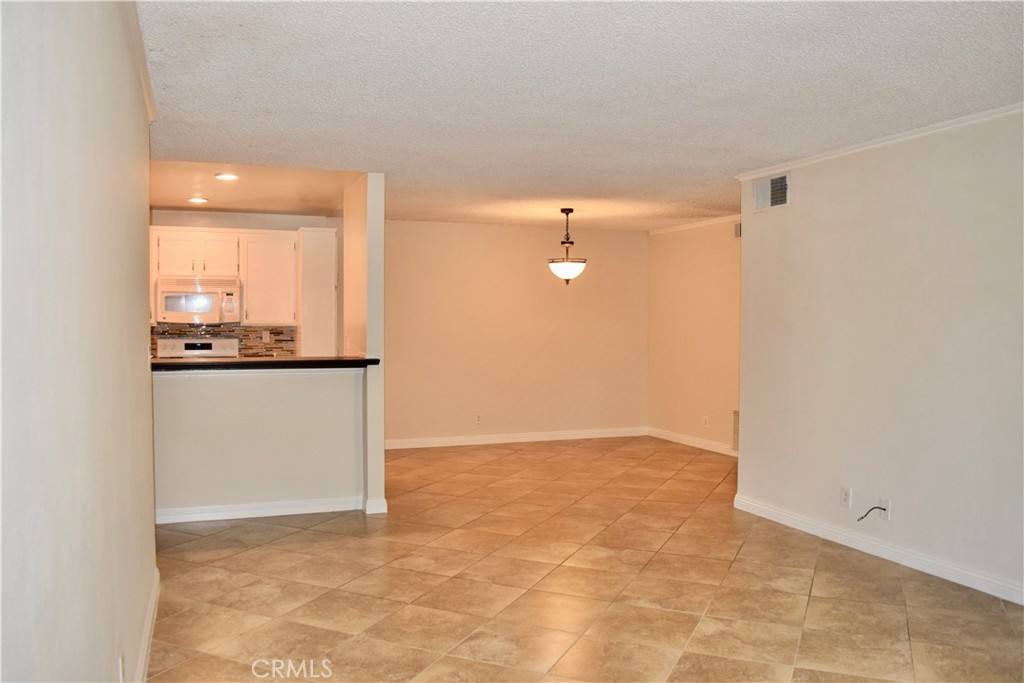 Condo for rent at 24525 Trevino Dr #24525U2, Valencia, CA 91355