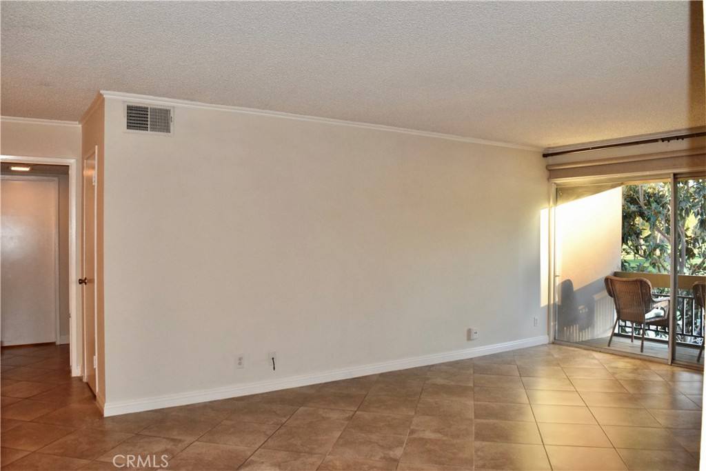 Condo for rent at 24525 Trevino Dr #24525U2, Valencia, CA 91355