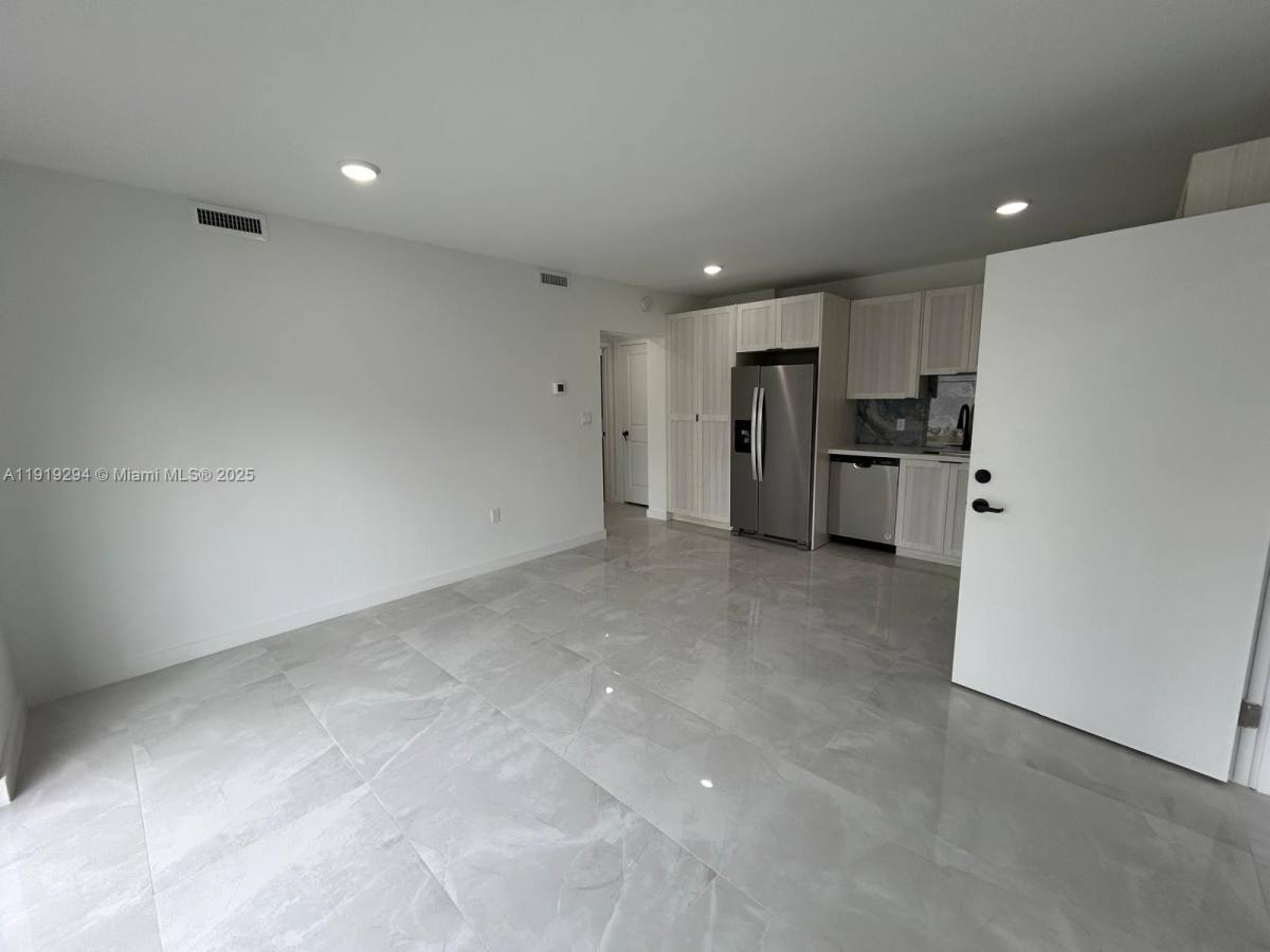 Townhouse for rent at 14568 SW 261st Terrace, Homestead, FL 33032