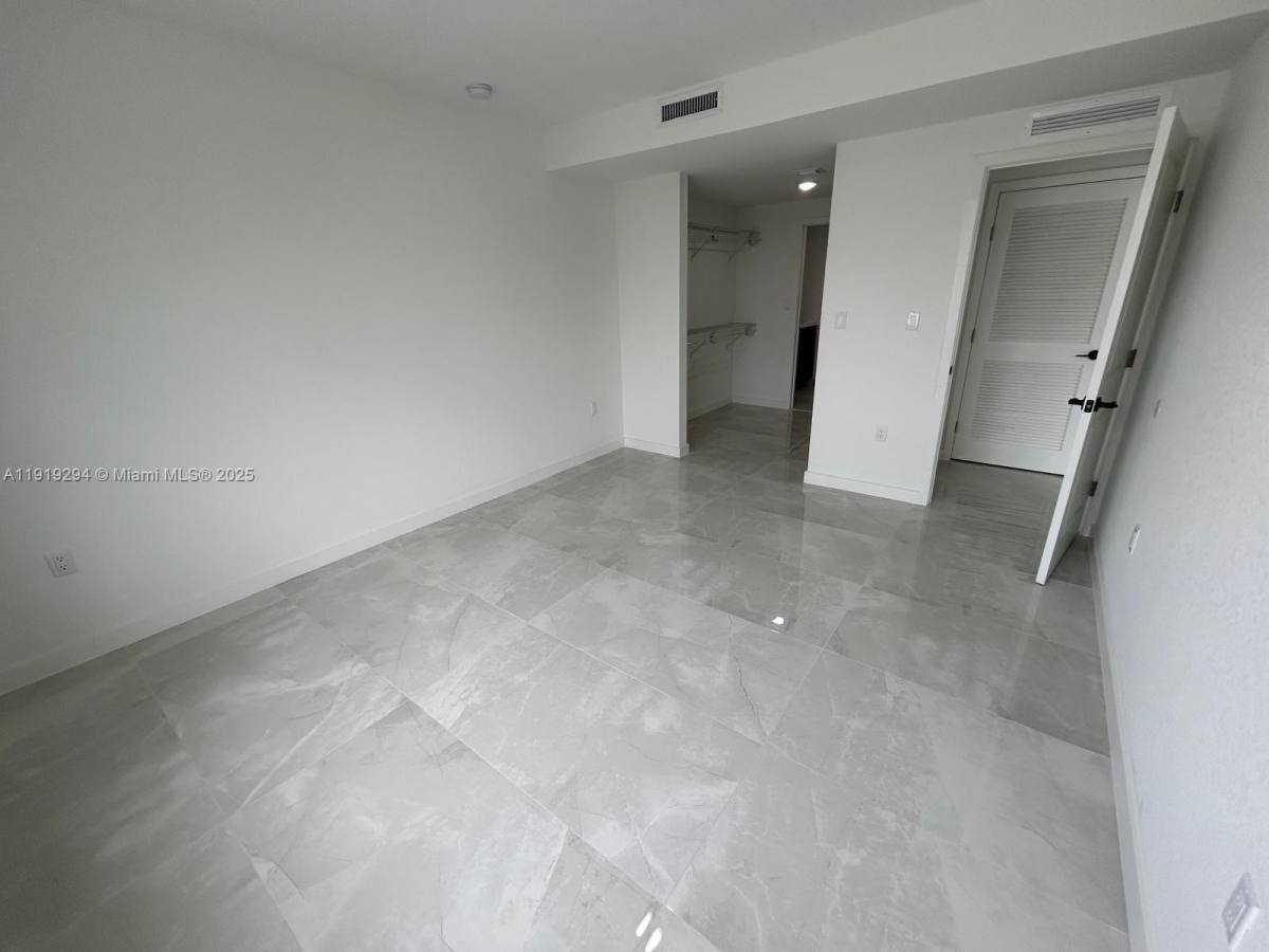 Townhouse for rent at 14568 SW 261st Terrace, Homestead, FL 33032