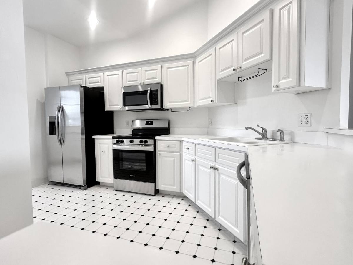 Condo for rent at 447 Enclave Place, Lakeland, FL 33803