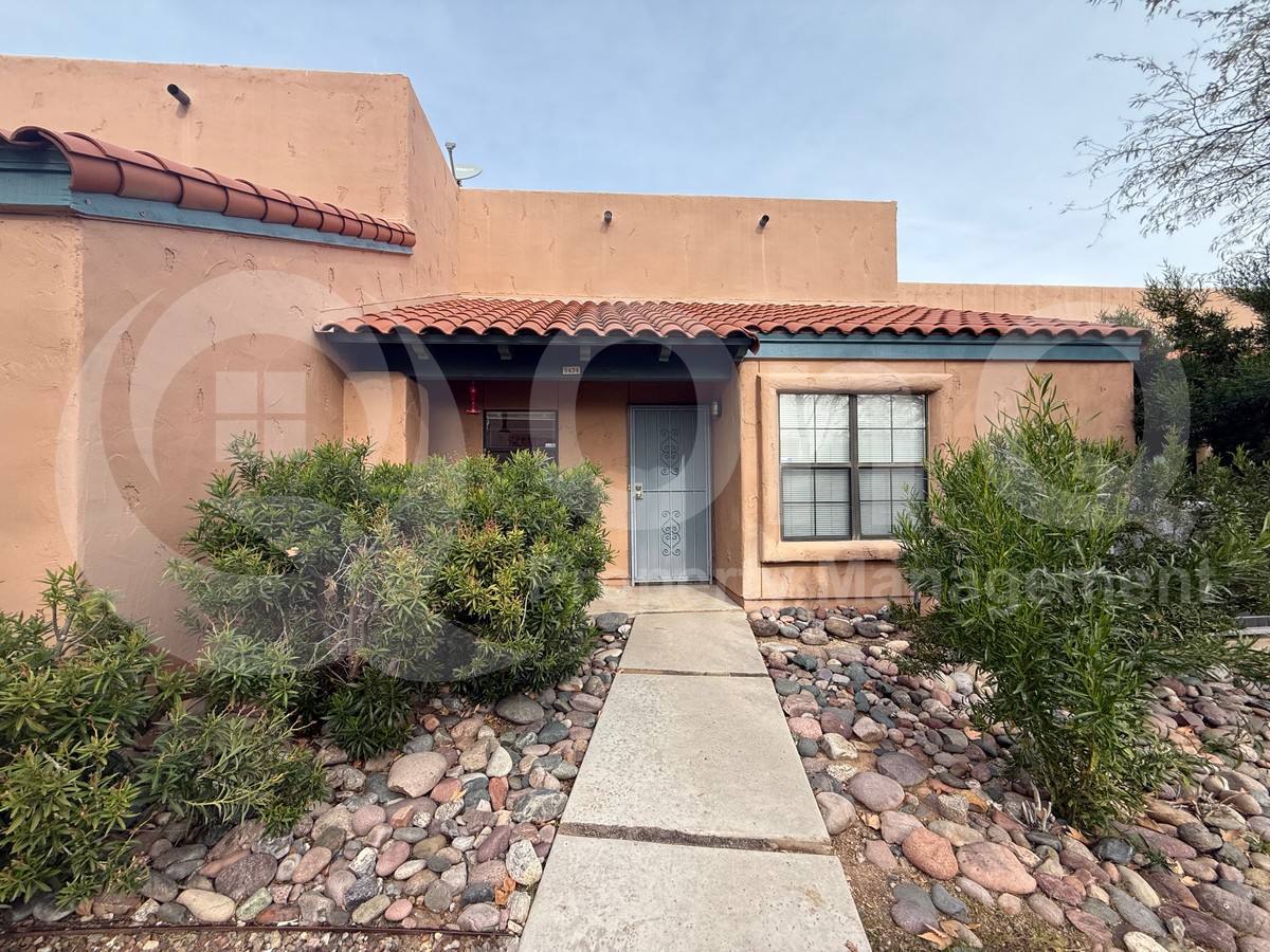 Townhouse for rent at 5434 N Via Del Arbolito, Tucson, AZ 85750