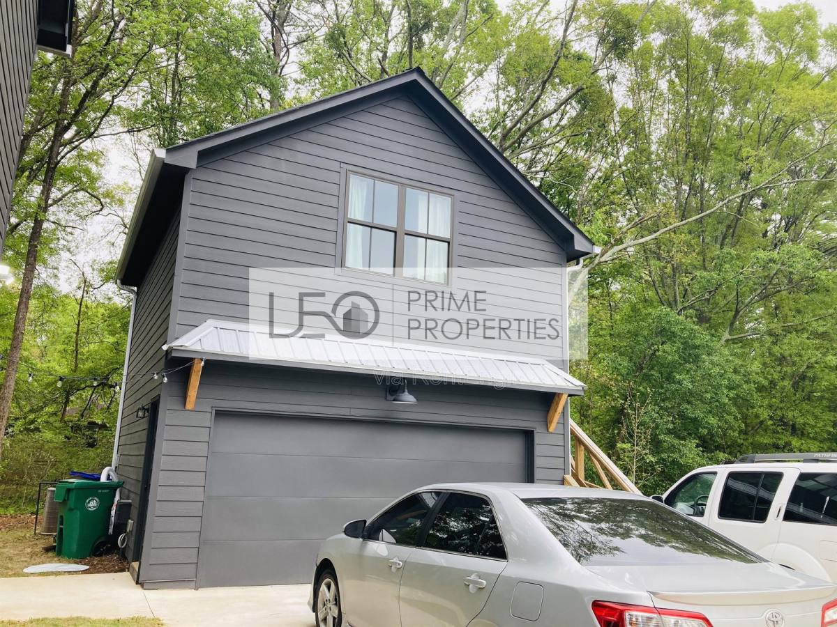 Townhouse for rent at 2715 Sarazen Court, Decatur, GA 30032