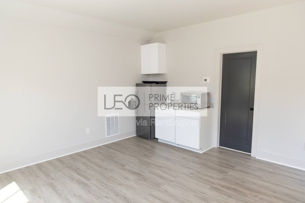 Townhouse for rent at 2715 Sarazen Court, Decatur, GA 30032