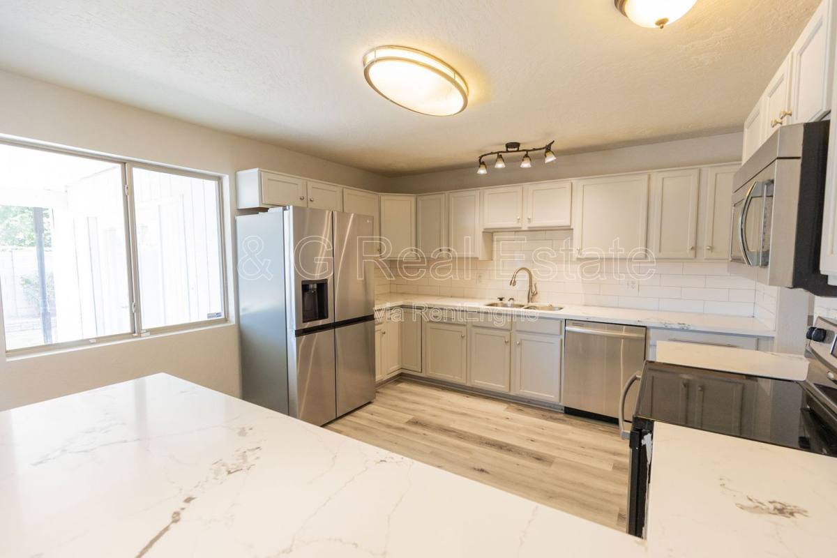 House for rent at 1305 W Laird St, Tempe, AZ 85281
