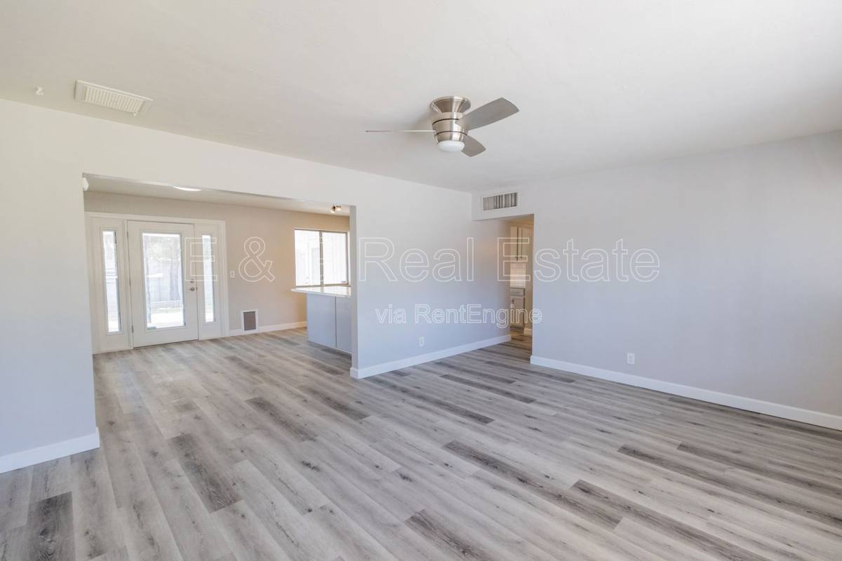 House for rent at 1305 W Laird St, Tempe, AZ 85281