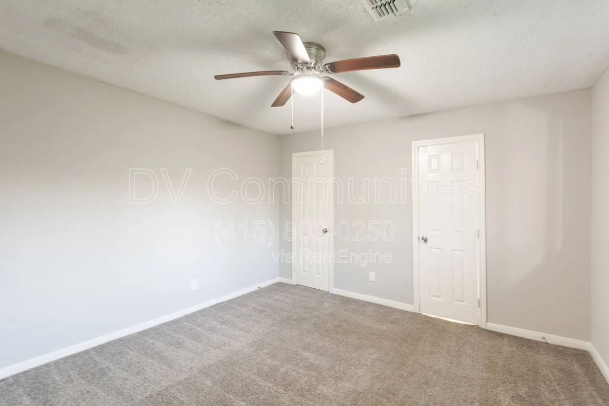 House for rent at 1617 3rd St, League City, TX 77573