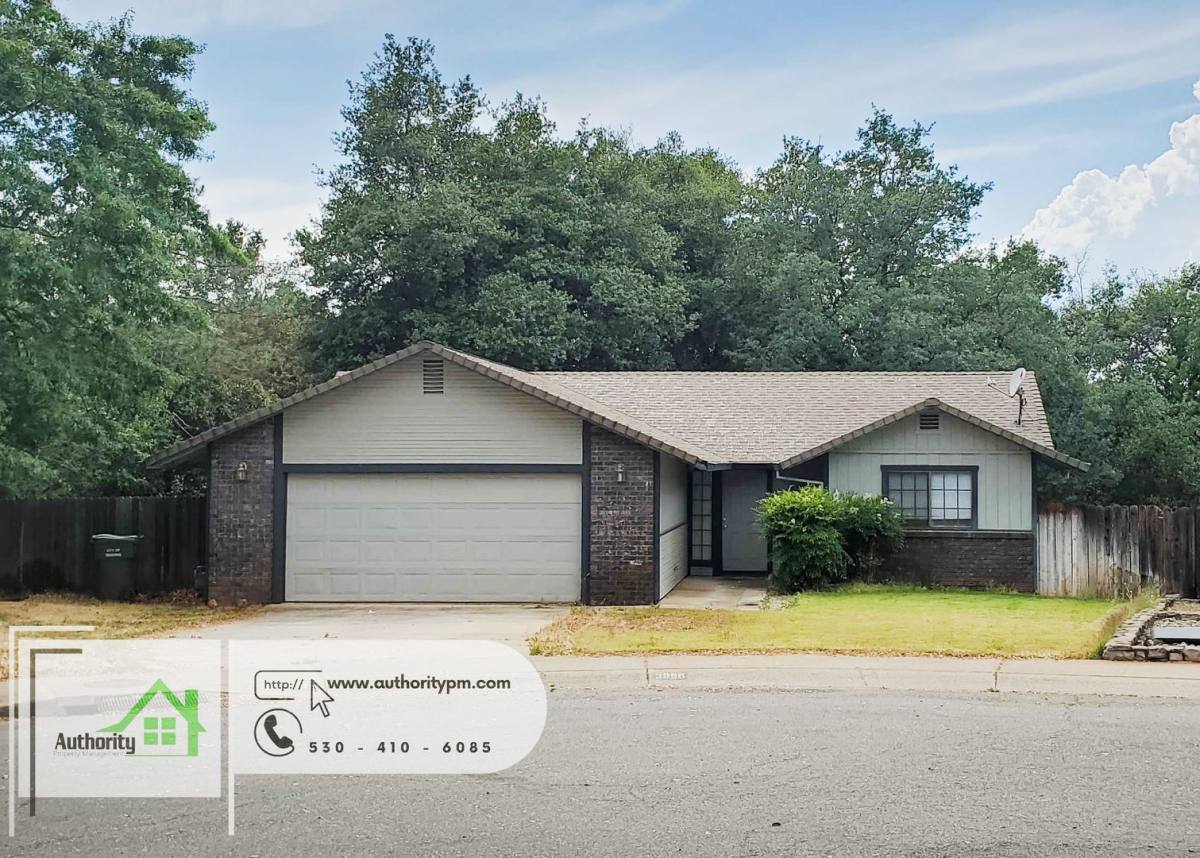 House for rent at 3996 Morningsun Dr, Redding, CA 96002