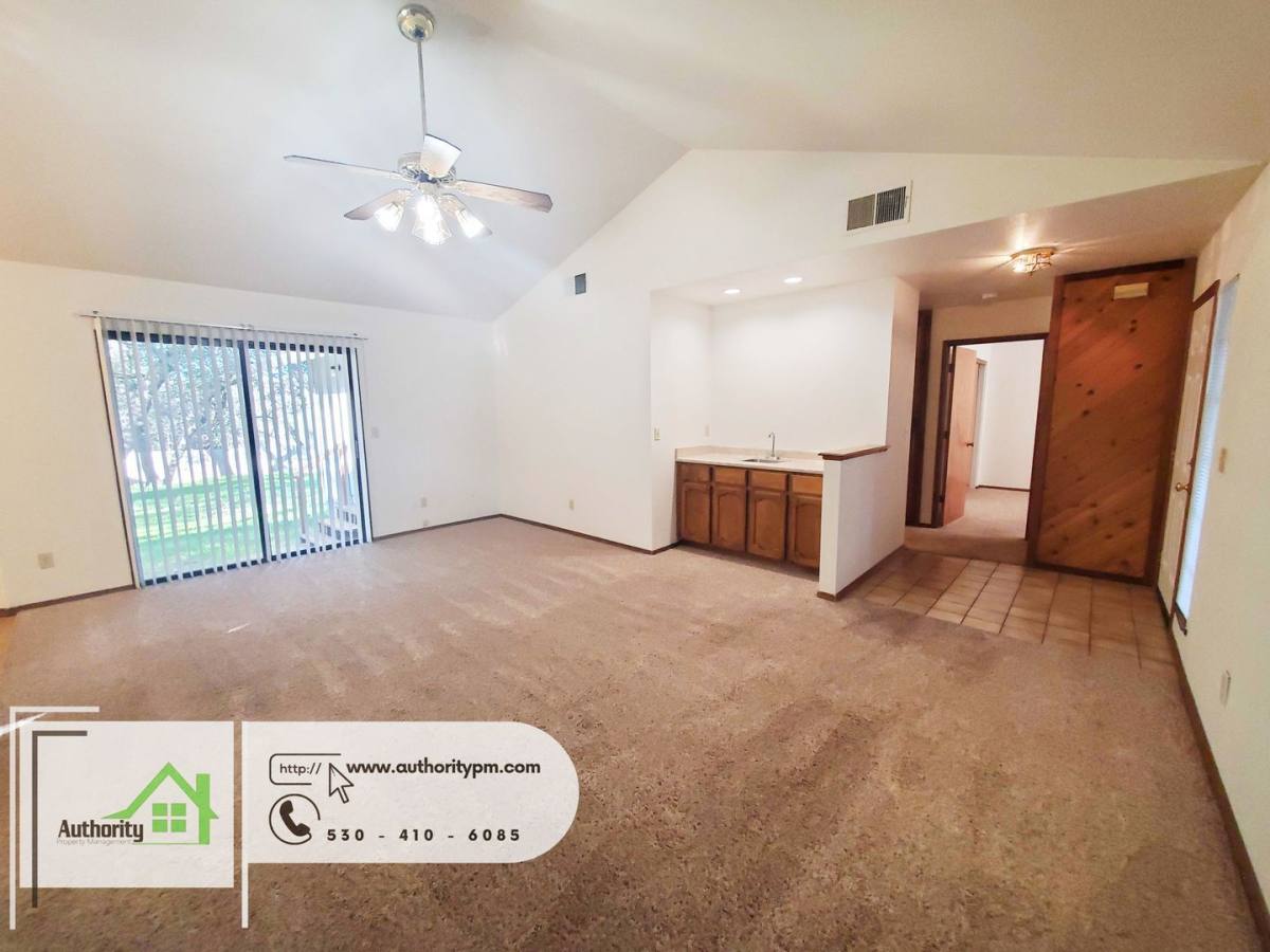House for rent at 3996 Morningsun Dr, Redding, CA 96002