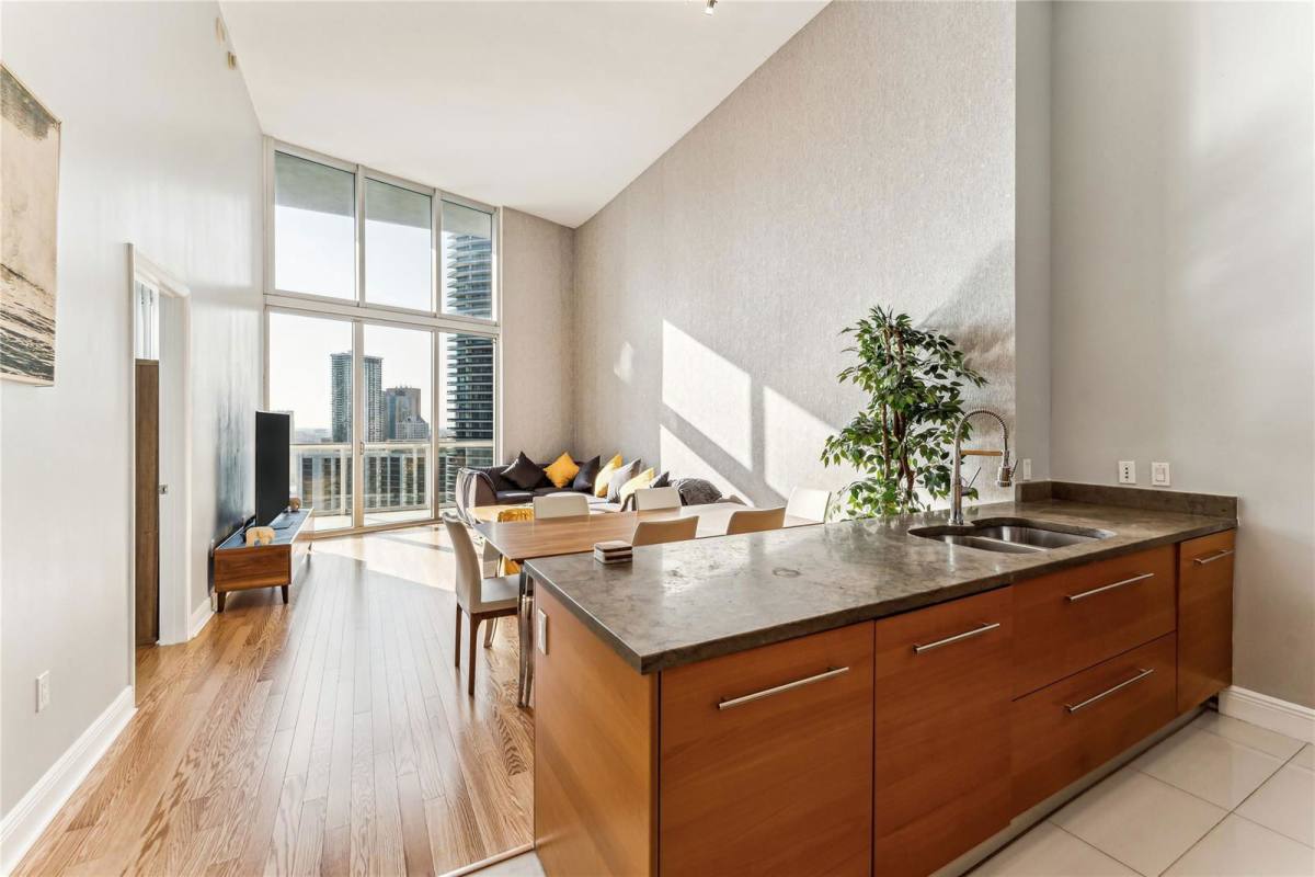 Apartment for rent at 465 Brickell Ave, Miami, FL 33131