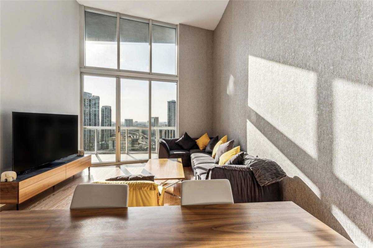 Apartment for rent at 465 Brickell Ave, Miami, FL 33131