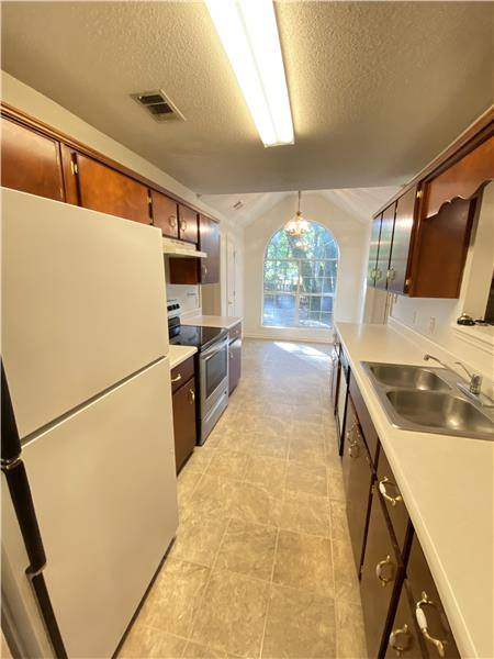 112 Oak Pointe Trail, Savannah, GA 31419 - House For Rent - Image 5