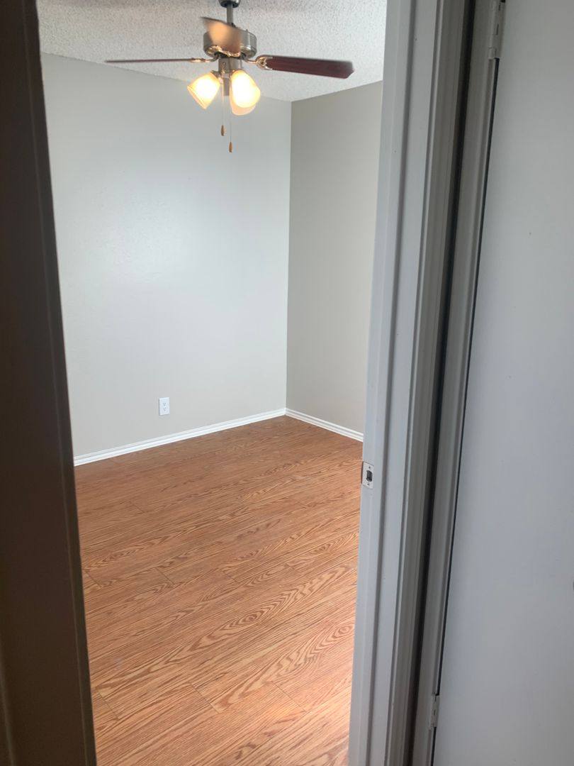 Apartment for rent at 7814-7816 Las Olas Blvd, San Antonio, TX 78250