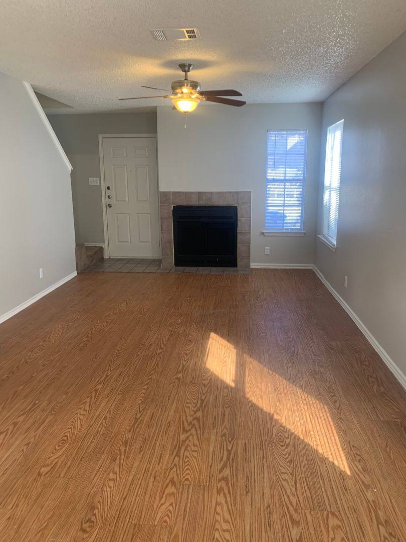 Apartment for rent at 7814-7816 Las Olas Blvd, San Antonio, TX 78250