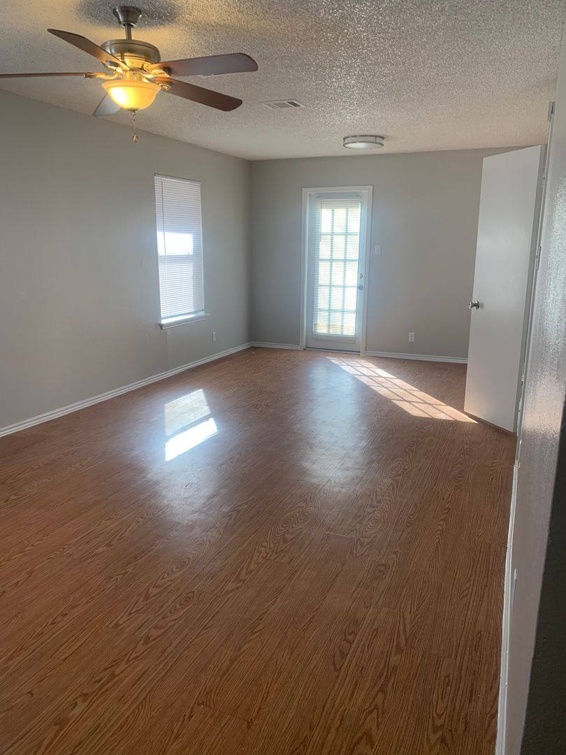 Apartment for rent at 7814-7816 Las Olas Blvd, San Antonio, TX 78250