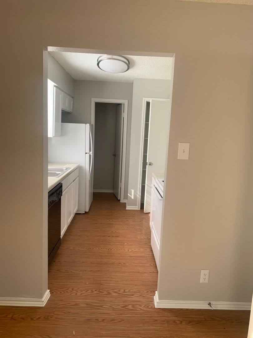 Apartment for rent at 7814-7816 Las Olas Blvd, San Antonio, TX 78250