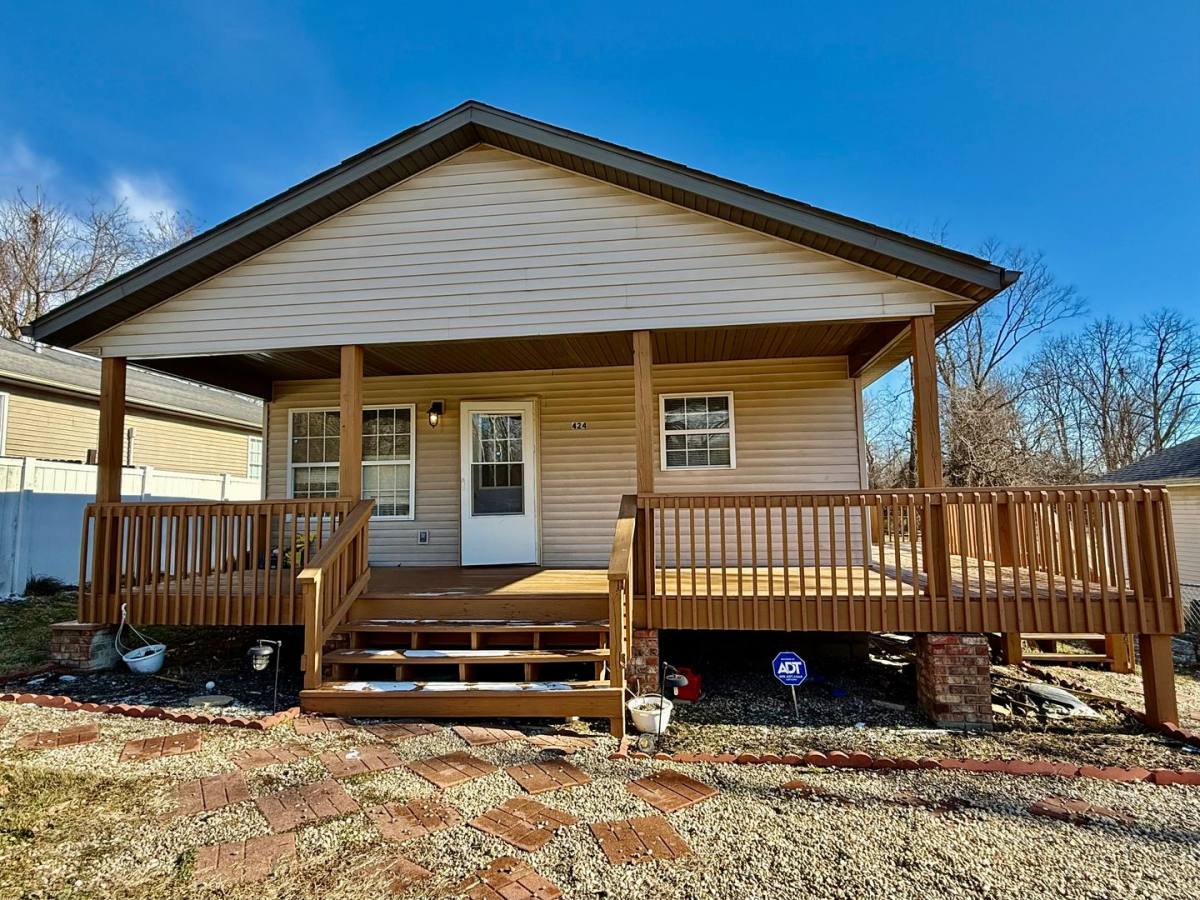 House for rent at 424 N Hay St, Bloomington, IN 47404