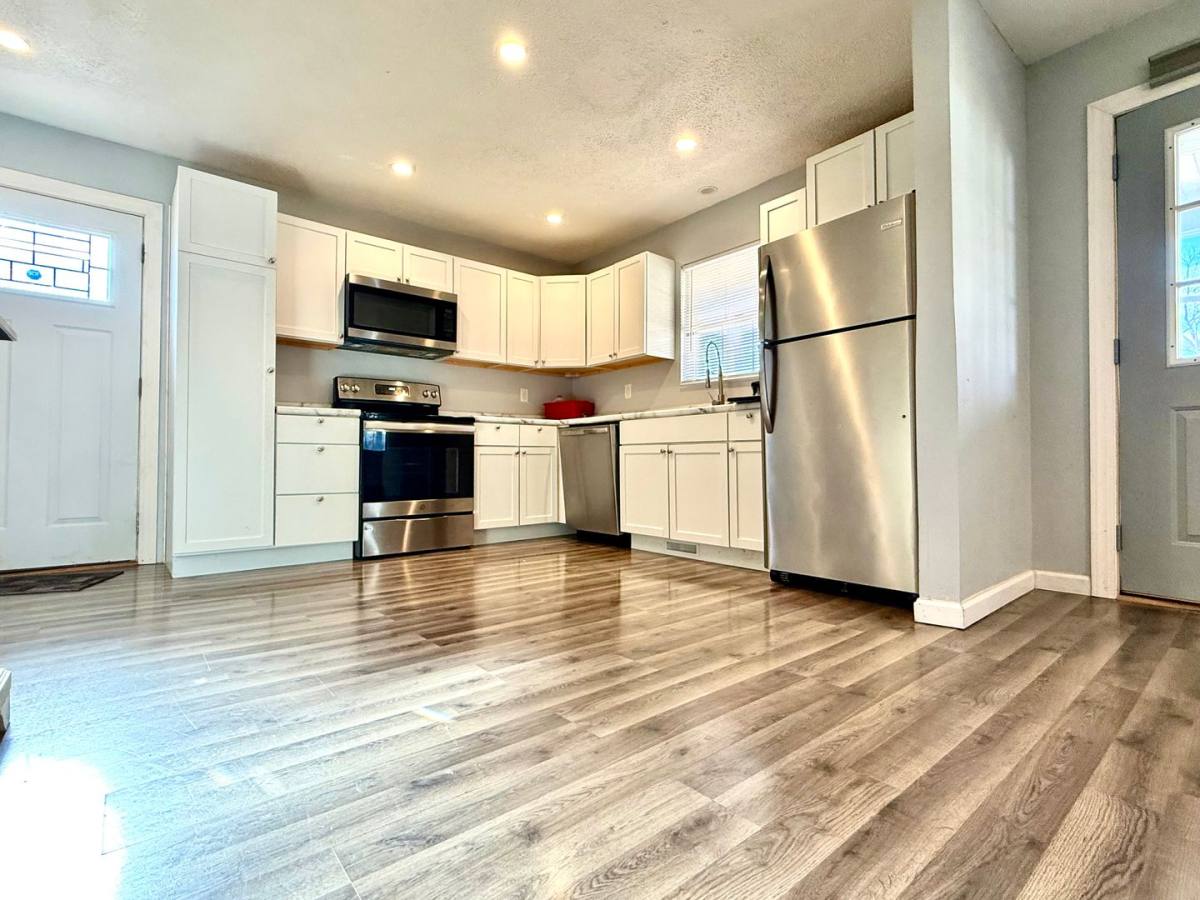 House for rent at 424 N Hay St, Bloomington, IN 47404