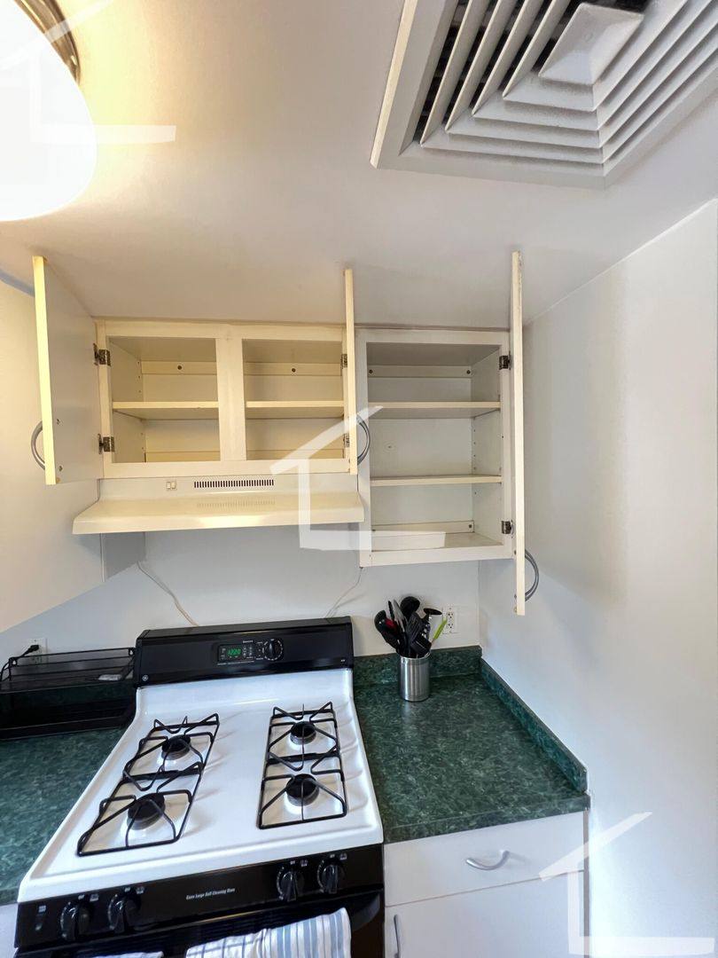Apartment for rent at 997 Tremont St #3, Roxbury Crossing, MA 02120